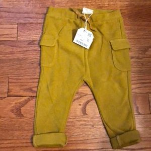 Zara Baby Girl Velvet-like joggers -NWT